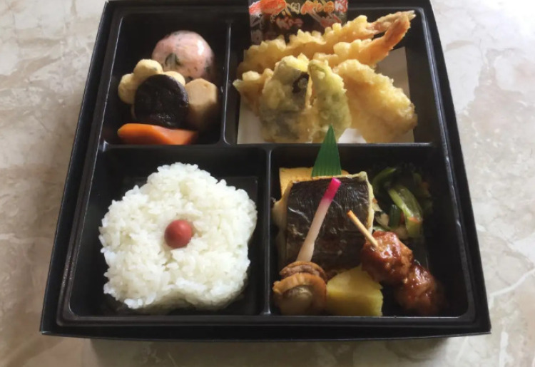 会席折弁当