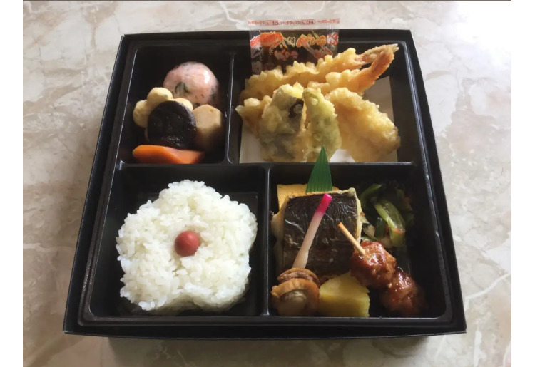 会席折弁当